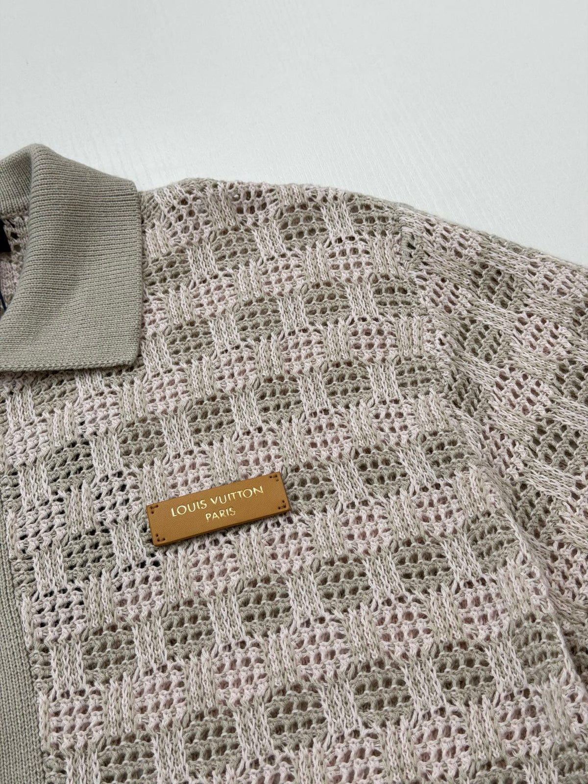 260813 New high-quality leather label logo open-weave long-sleeved cardigan