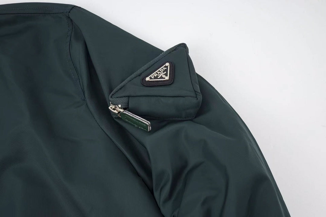 260813 New high-quality triangular-shaped flight jacket coat