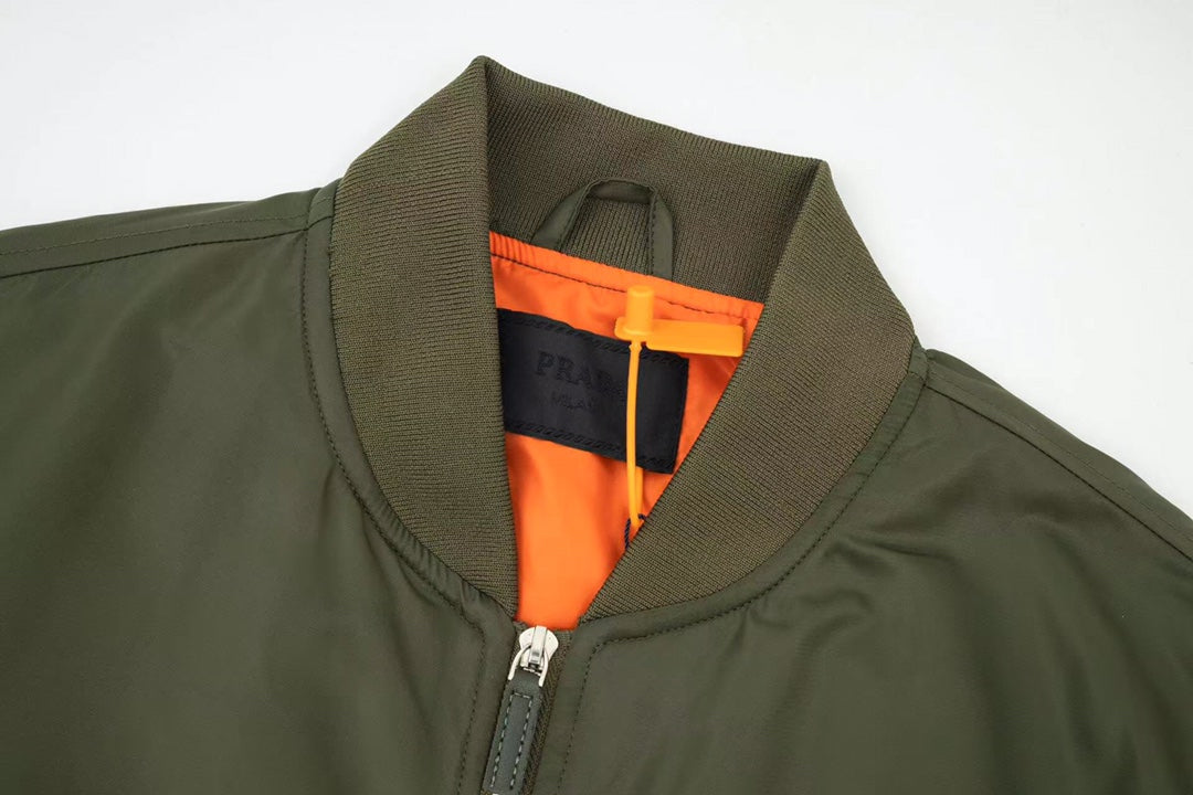 260813 New high-quality triangular-shaped flight jacket coat