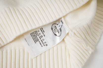 260813 New high-quality simple round-neck sweater