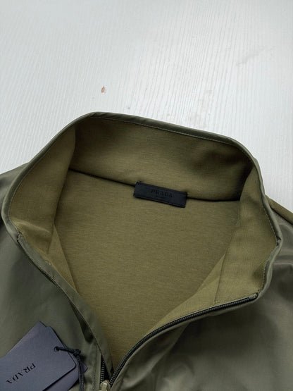 260813 New high-quality jacket with a blended fabric design on the front and back.