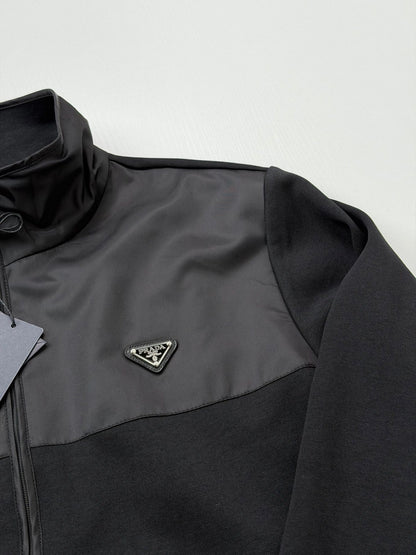 260813 New high-quality jacket with a blended fabric design on the front and back.