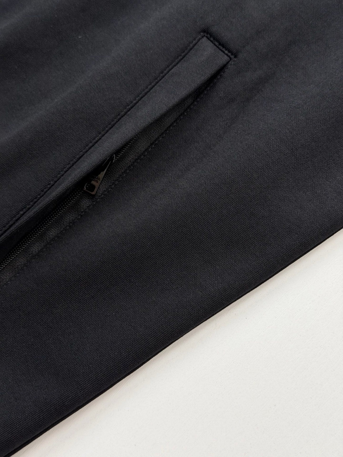 260813 New high-quality jacket with a blended fabric design on the front and back.