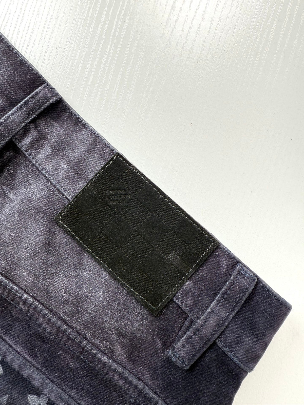 260813 New high-quality gradient distressed printed suede jeans