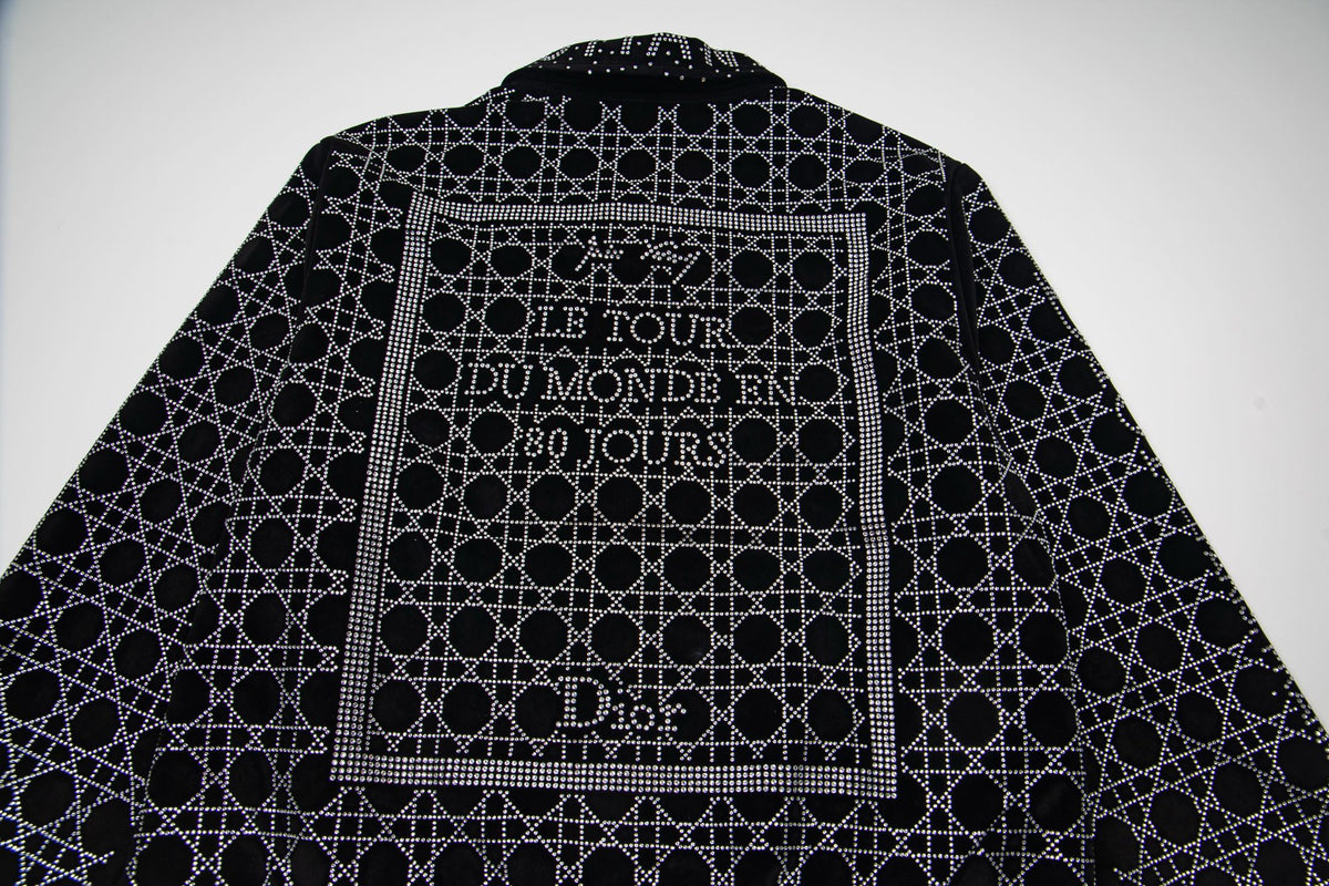 260813 New high-quality, elaborately crafted jacket with full diamond design for men