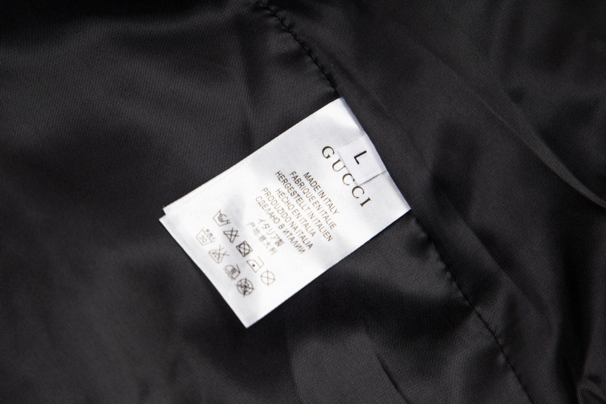 260813 New high-quality, elaborately crafted jacket with full diamond design for men