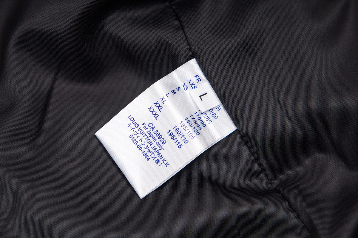 260813 New high-quality, elaborately crafted jacket with full diamond design for men