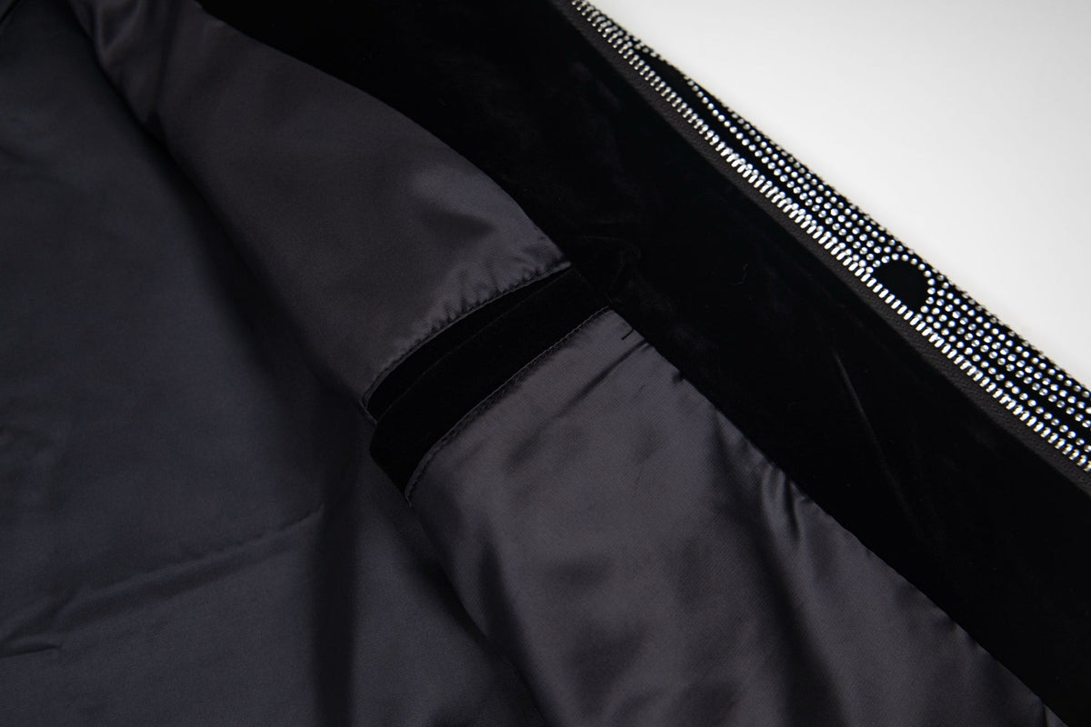260813 New high-quality, elaborately crafted jacket with full diamond design for men
