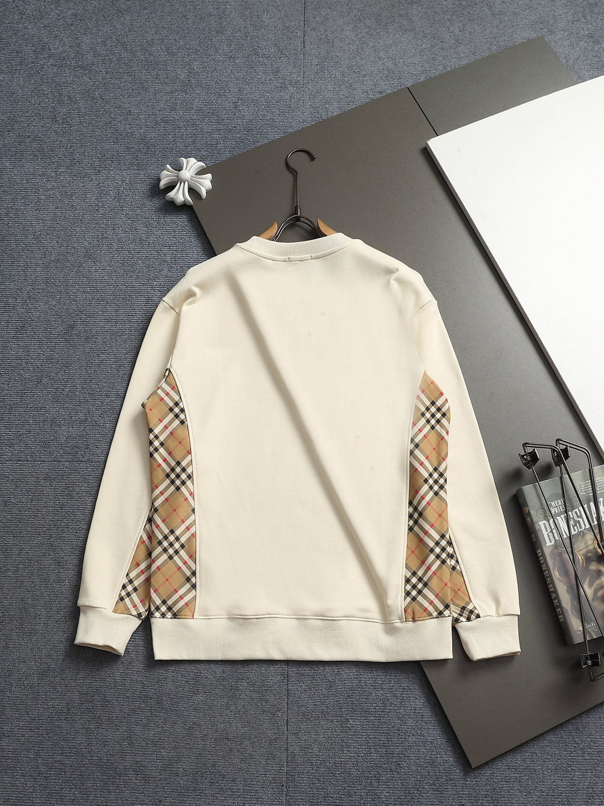 260813 New high-quality classic check-patterned blended fabric round-neck hoodie