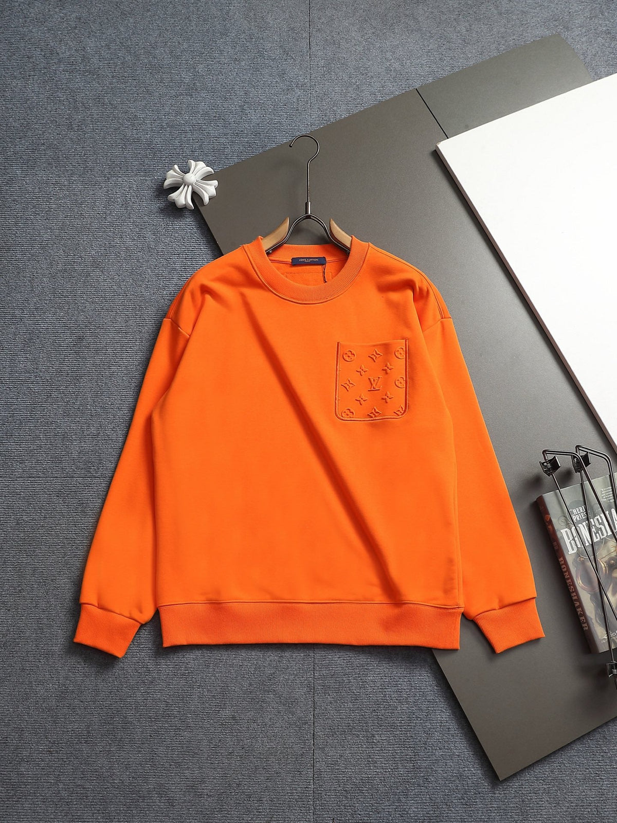 260813 New high-quality pocket embroidered round-neck hoodie