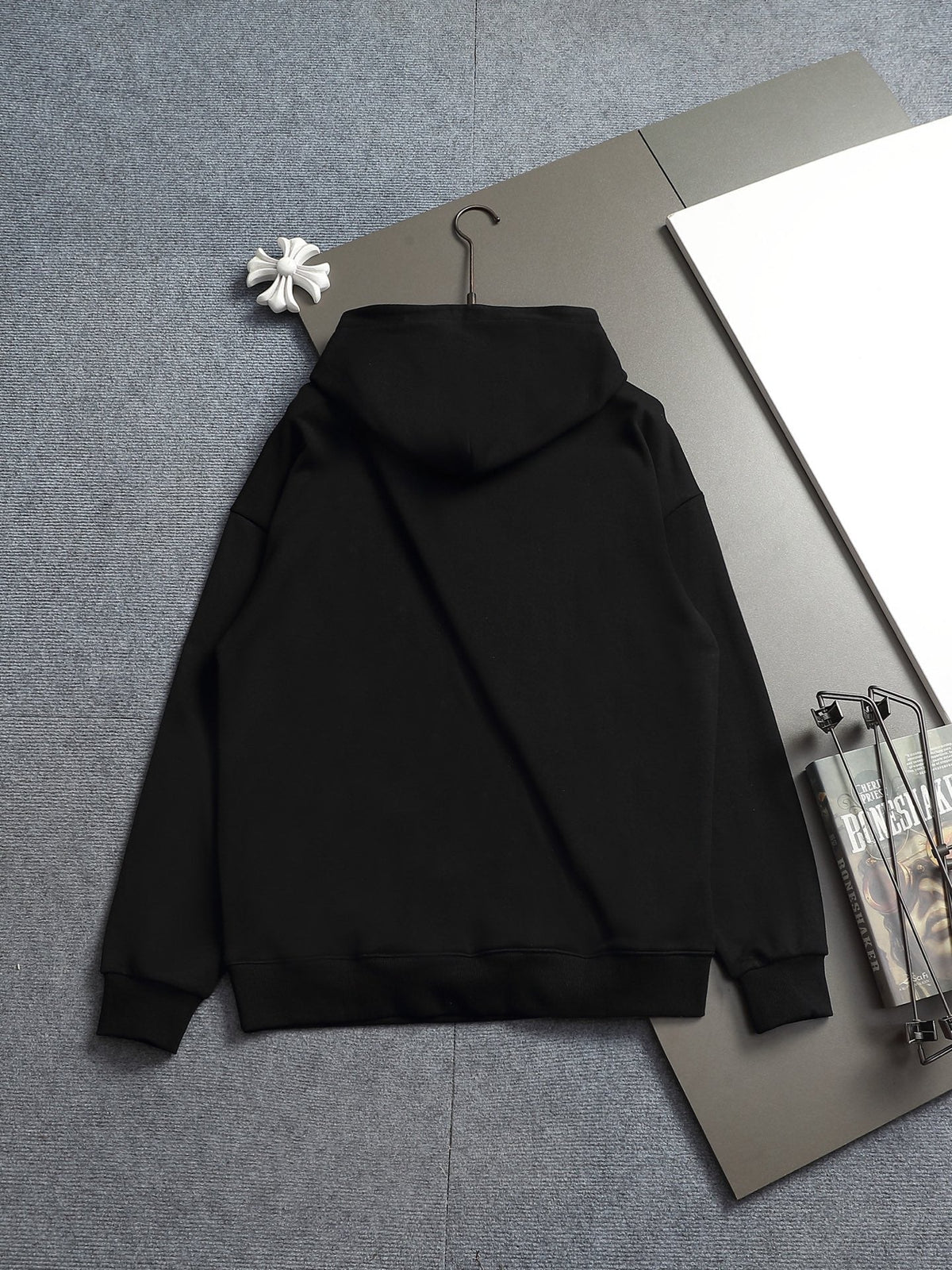 260813 New high-quality raised and recessed embroidery multi-color candy hoodie shirt