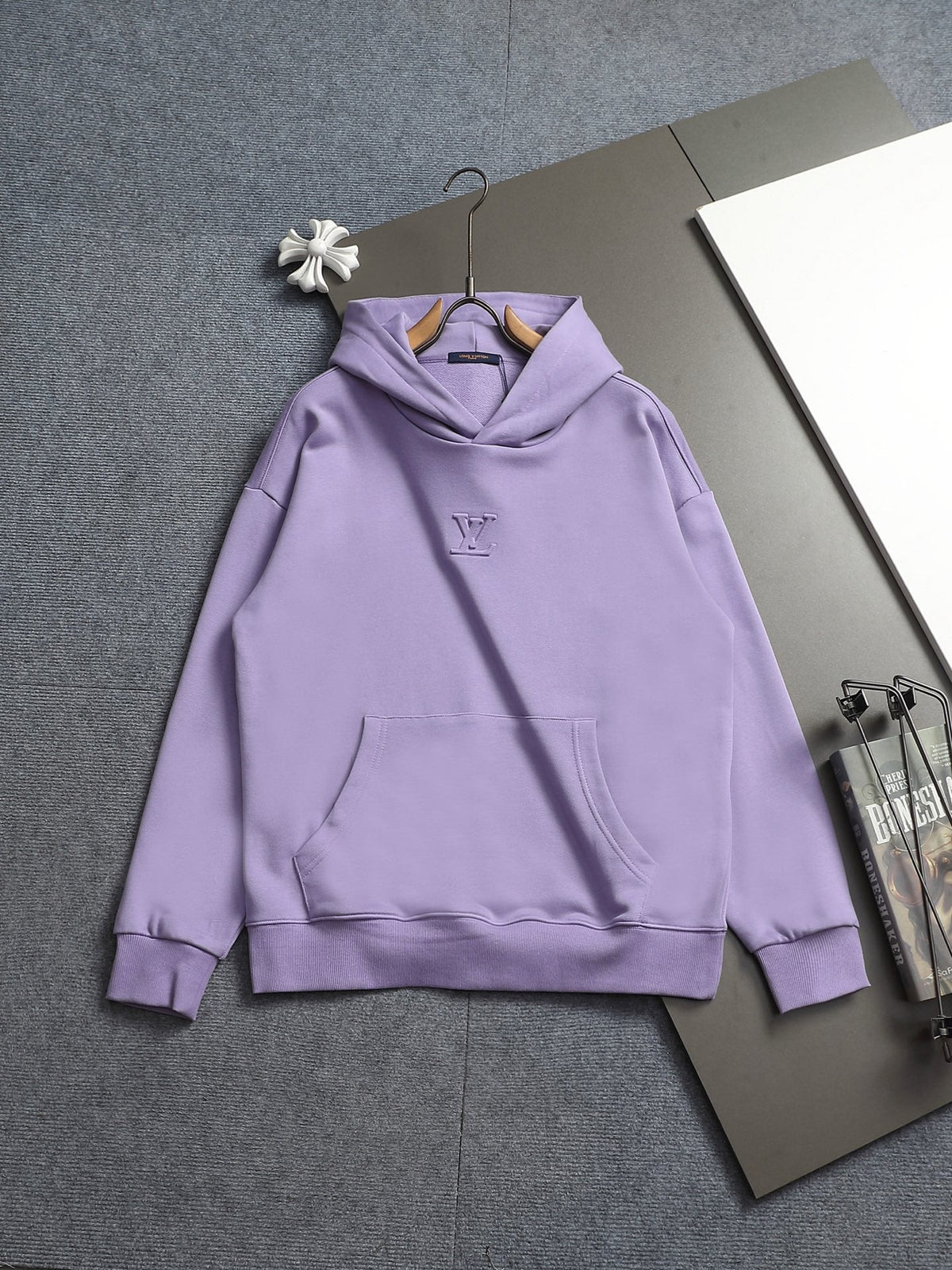 260813 New high-quality raised and recessed embroidery multi-color candy hoodie shirt