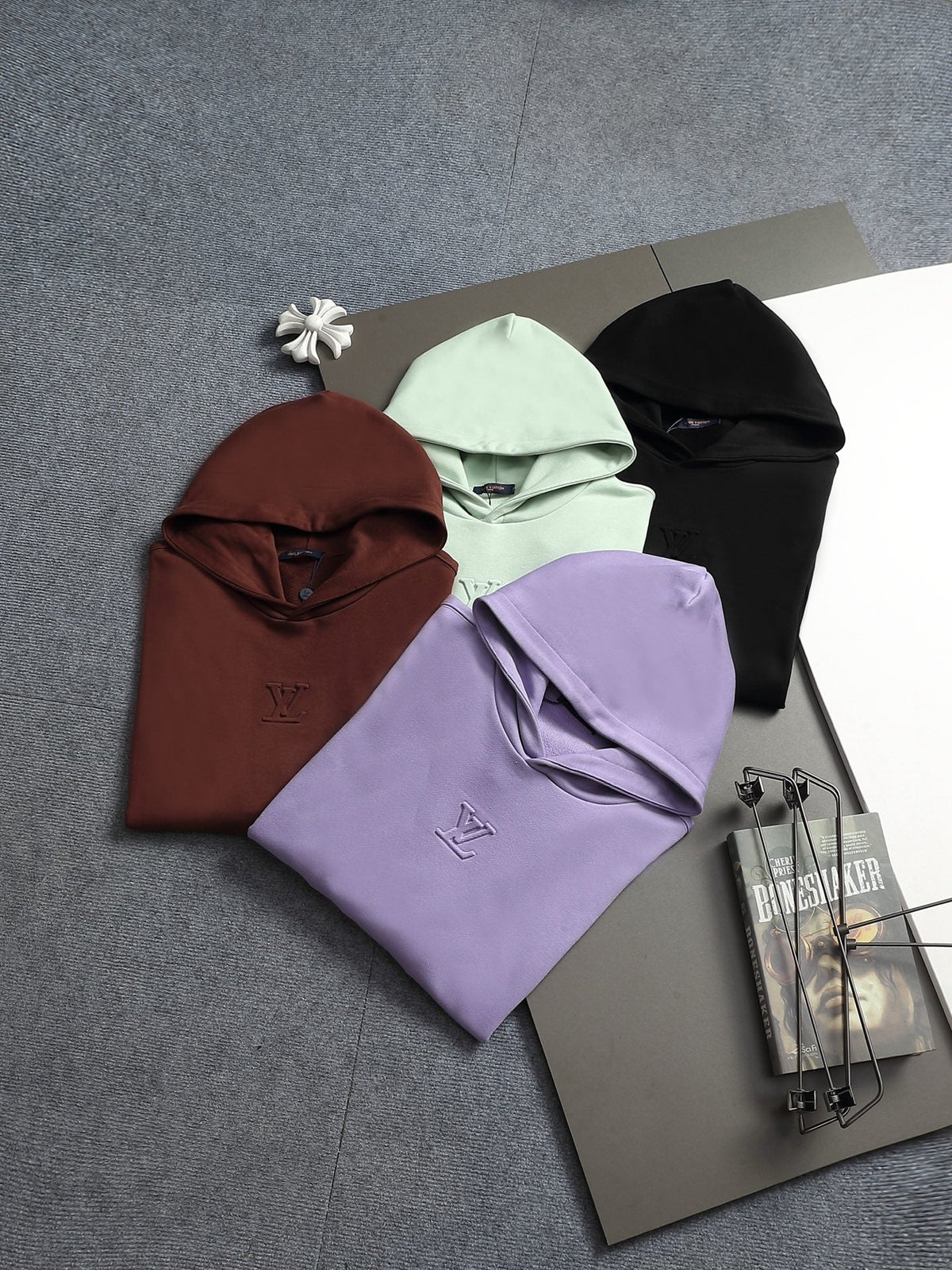 260813 New high-quality raised and recessed embroidery multi-color candy hoodie shirt