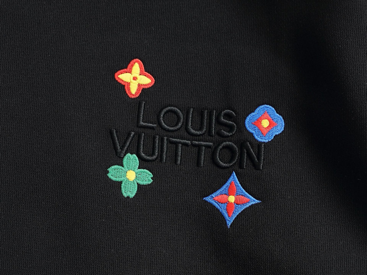 260813 New high-quality raised and recessed embroidery round-neck pullover shirt