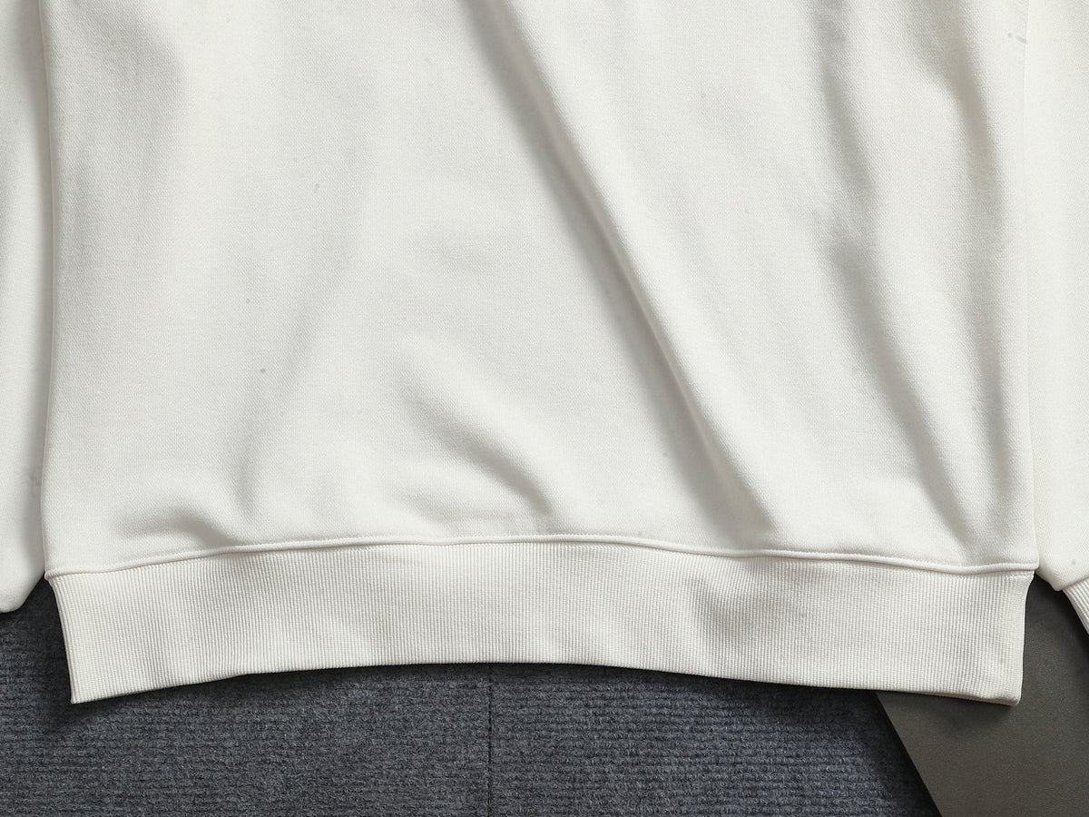 260813 New high-quality raised and recessed embroidery round-neck pullover shirt