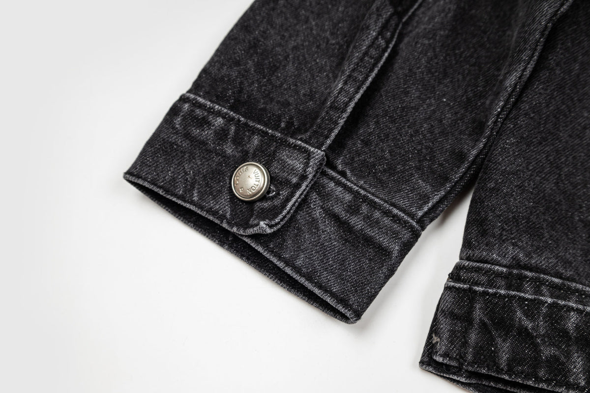 260820 New high-quality embroidered washed-hole denim jacket
