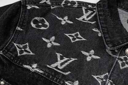 260820 New high-quality embroidered washed-hole denim jacket