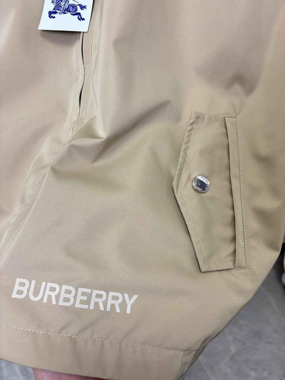 260826 New high-quality classic check double-sided wearable crew-neck waterproof jacket