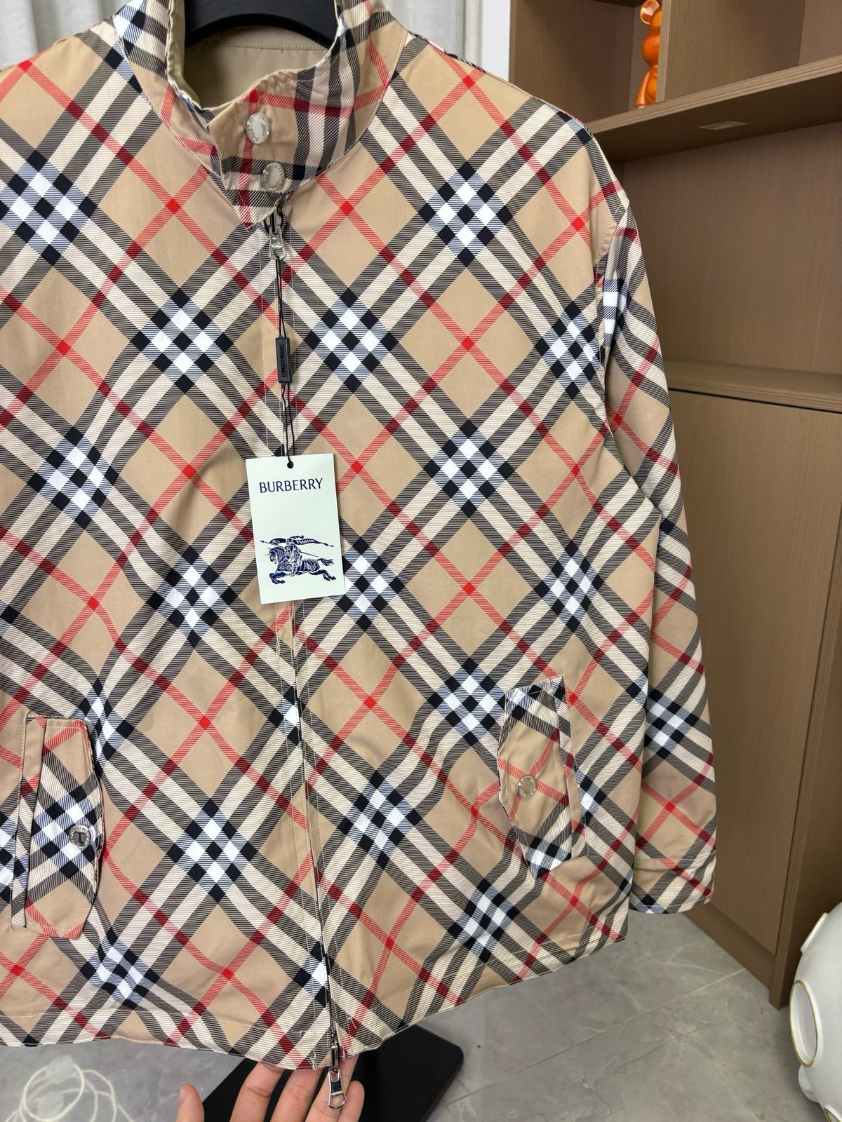 260826 New high-quality classic check double-sided wearable crew-neck waterproof jacket