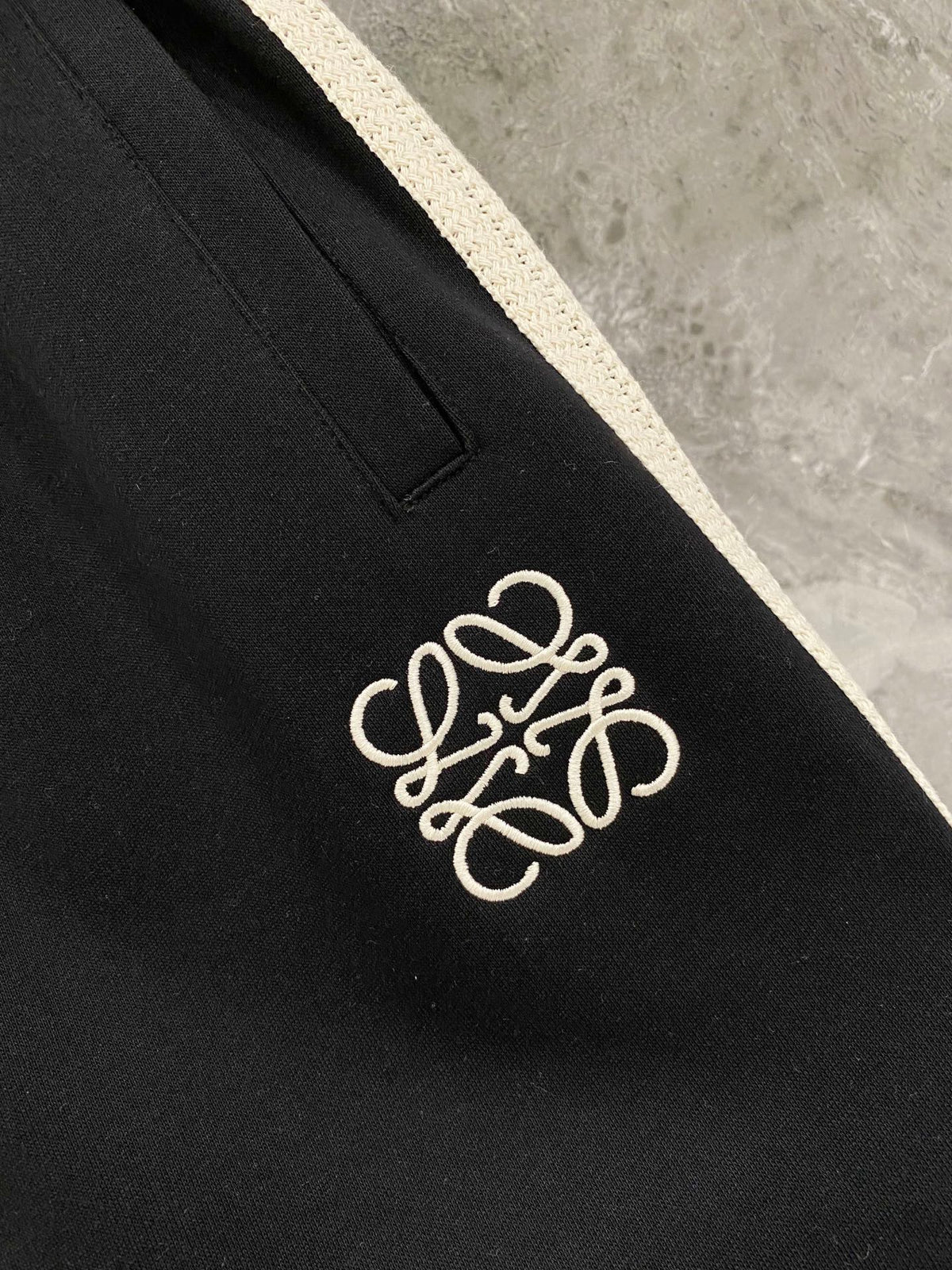 260826 New high-quality custom fabric woven strap with letter embroidery patchwork set