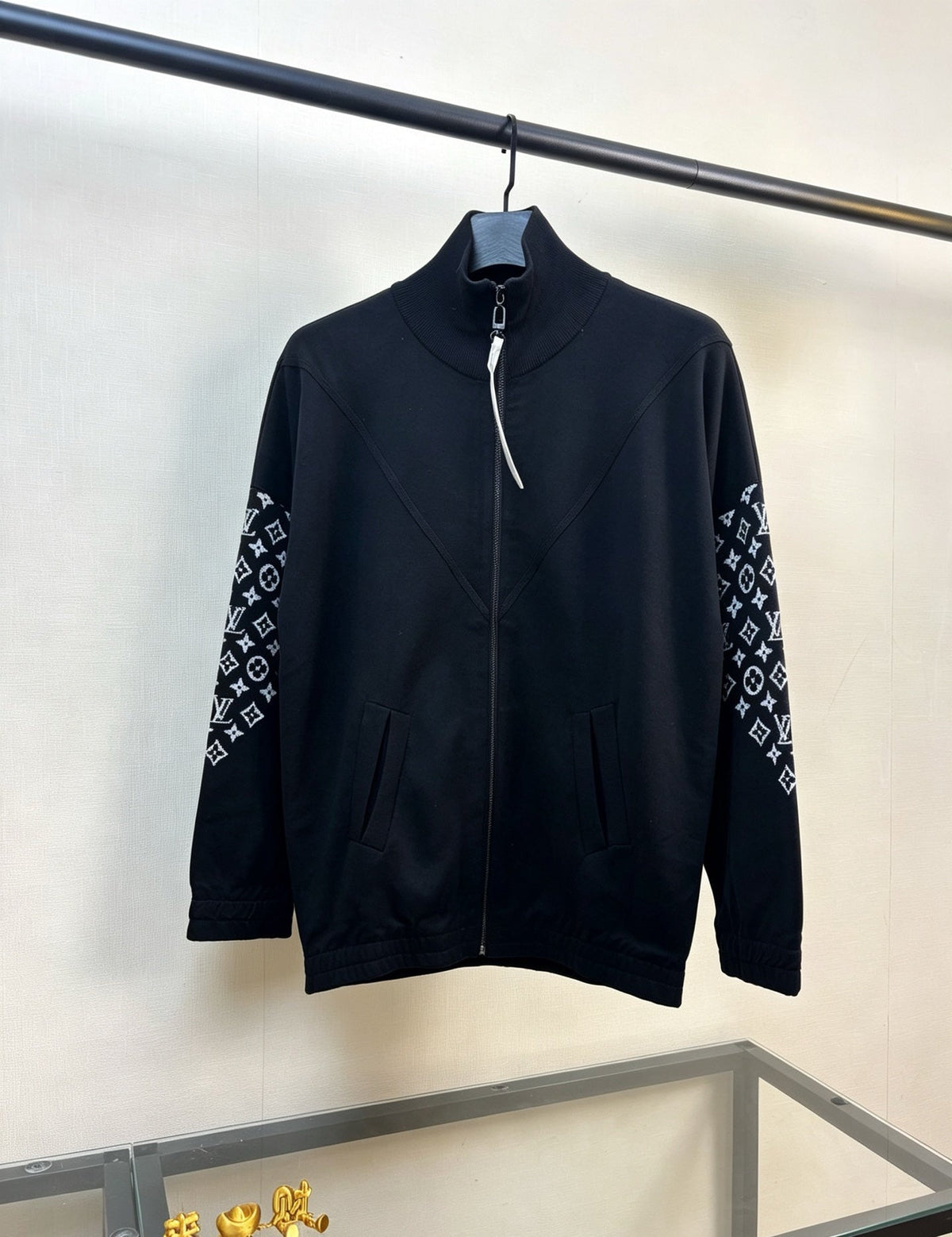 260901 New high-quality patterned sleeve heavy wool knitted zipper coat