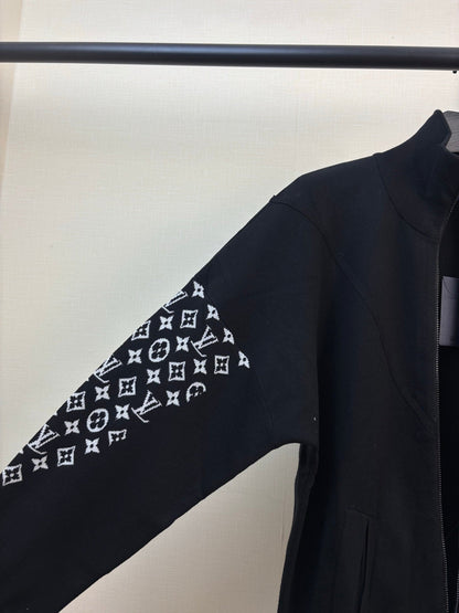 260901 New high-quality patterned sleeve heavy wool knitted zipper coat