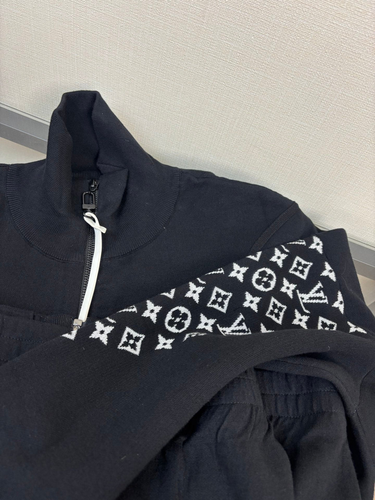 260901 New high-quality patterned sleeve heavy wool knitted zipper coat