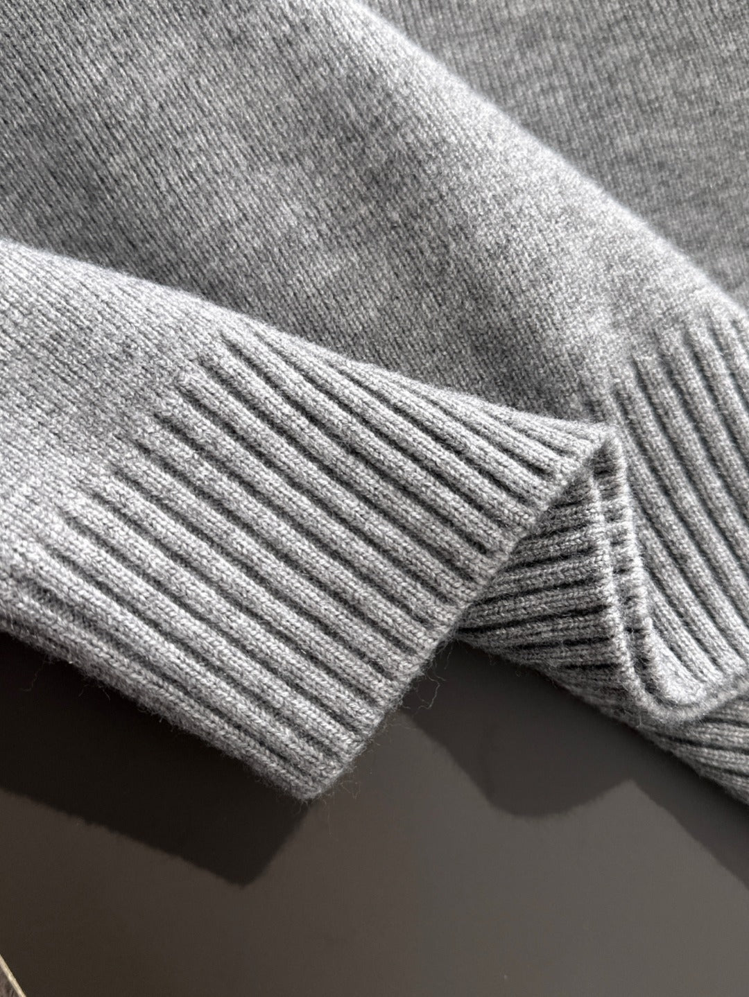 260901 New high-quality exclusive wool blend fabric patchwork color-matched sweater