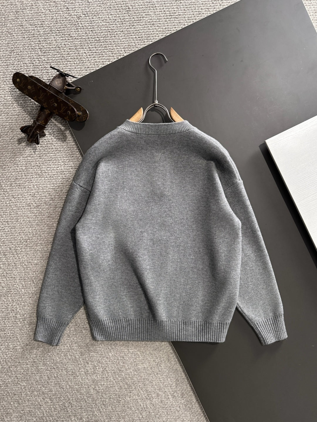 260901 New high-quality exclusive wool blend fabric patchwork color-matched sweater