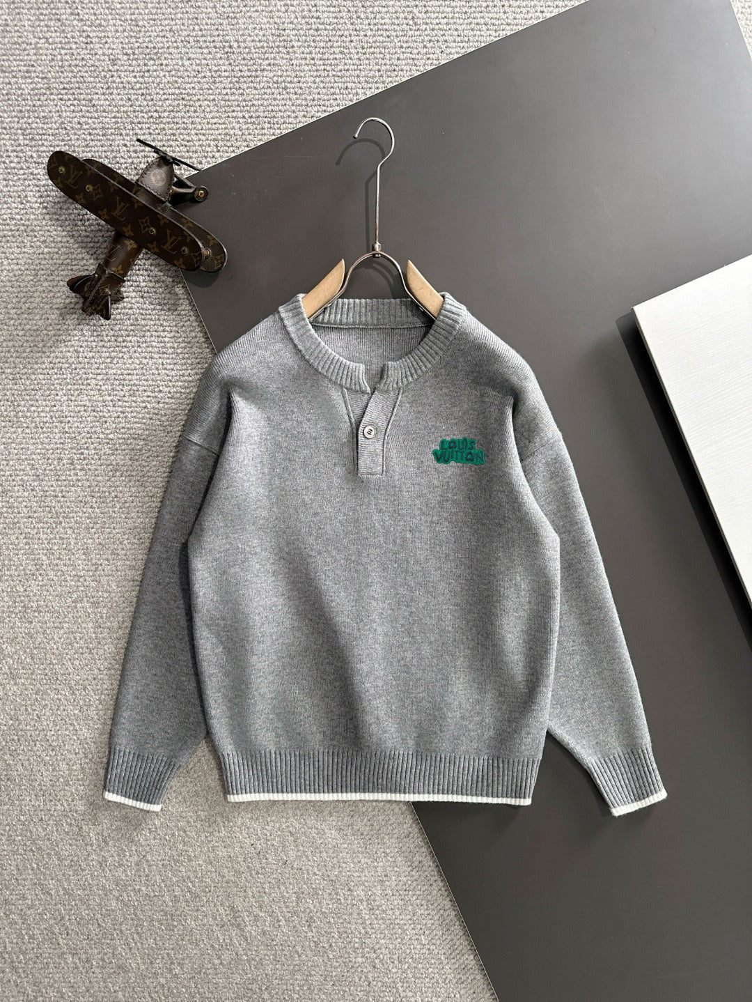 260901 New high-quality exclusive wool blend fabric patchwork color-matched sweater