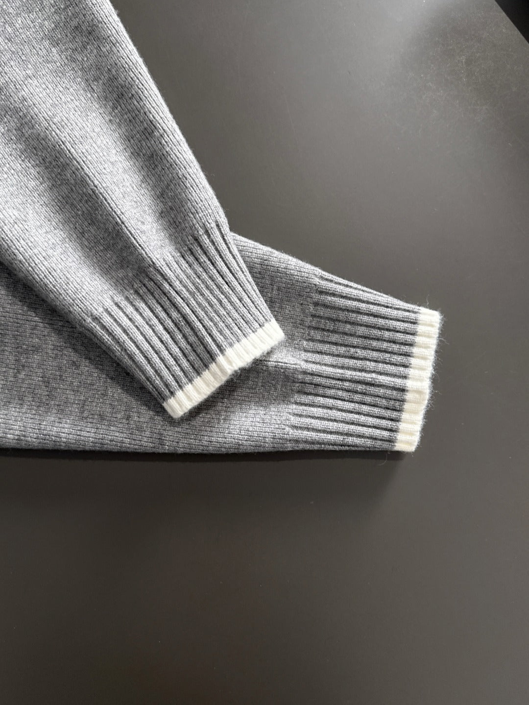 260901 New high-quality exclusive wool blend fabric patchwork color-matched sweater