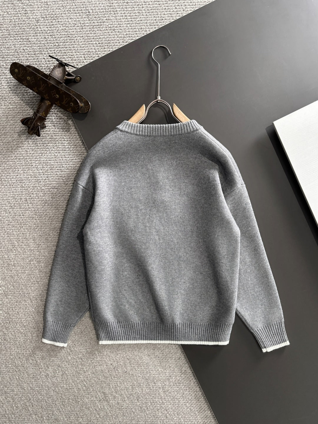 260901 New high-quality exclusive wool blend fabric patchwork color-matched sweater