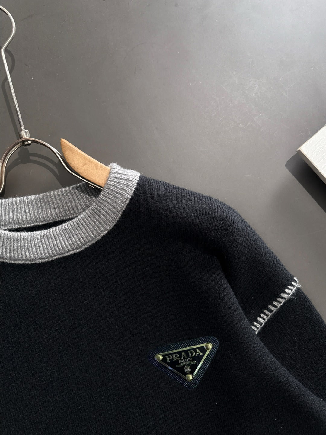 260901 New high-quality exclusive wool blend fabric patchwork color-matched sweater