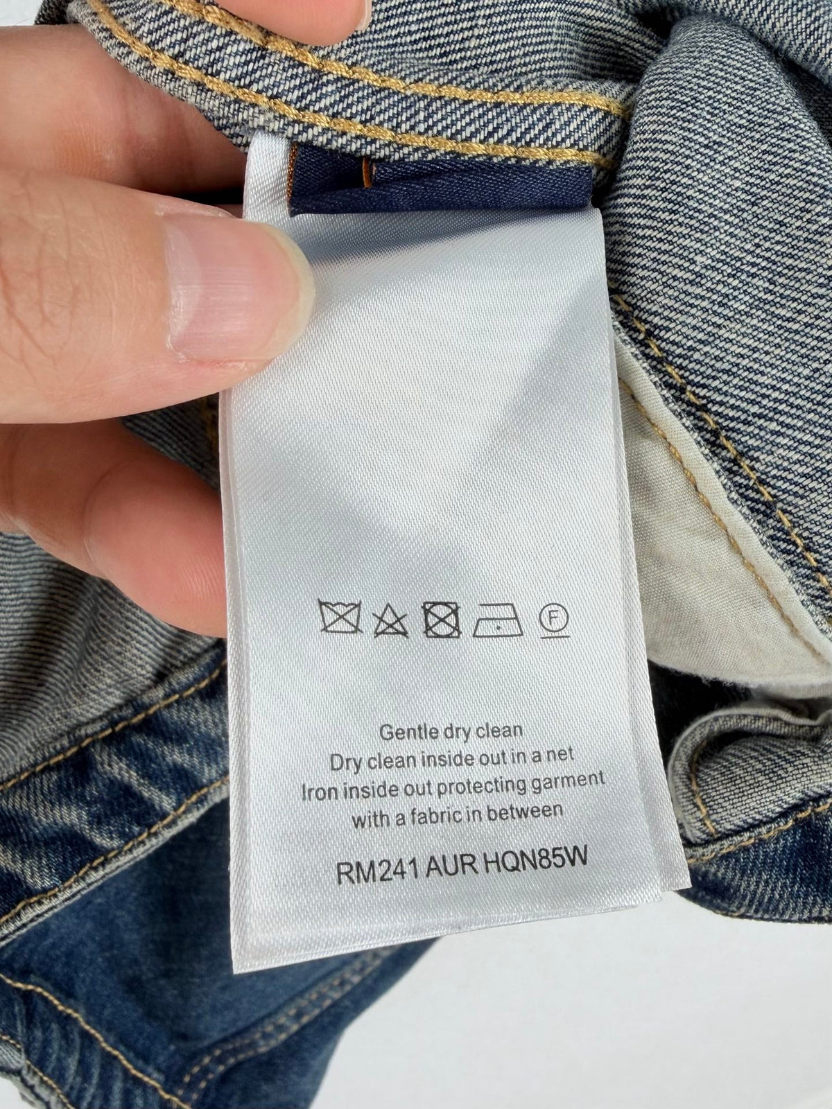 260901 New high-quality leather-detail denim jacket and pants set