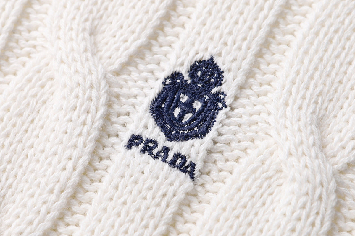 260901 New high-quality twisted-knitted embroidered logo cotton sweater