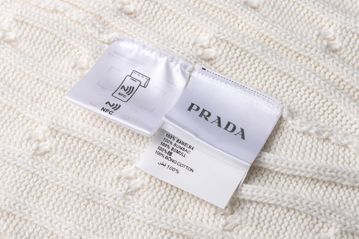 260901 New high-quality twisted-knitted embroidered logo cotton sweater