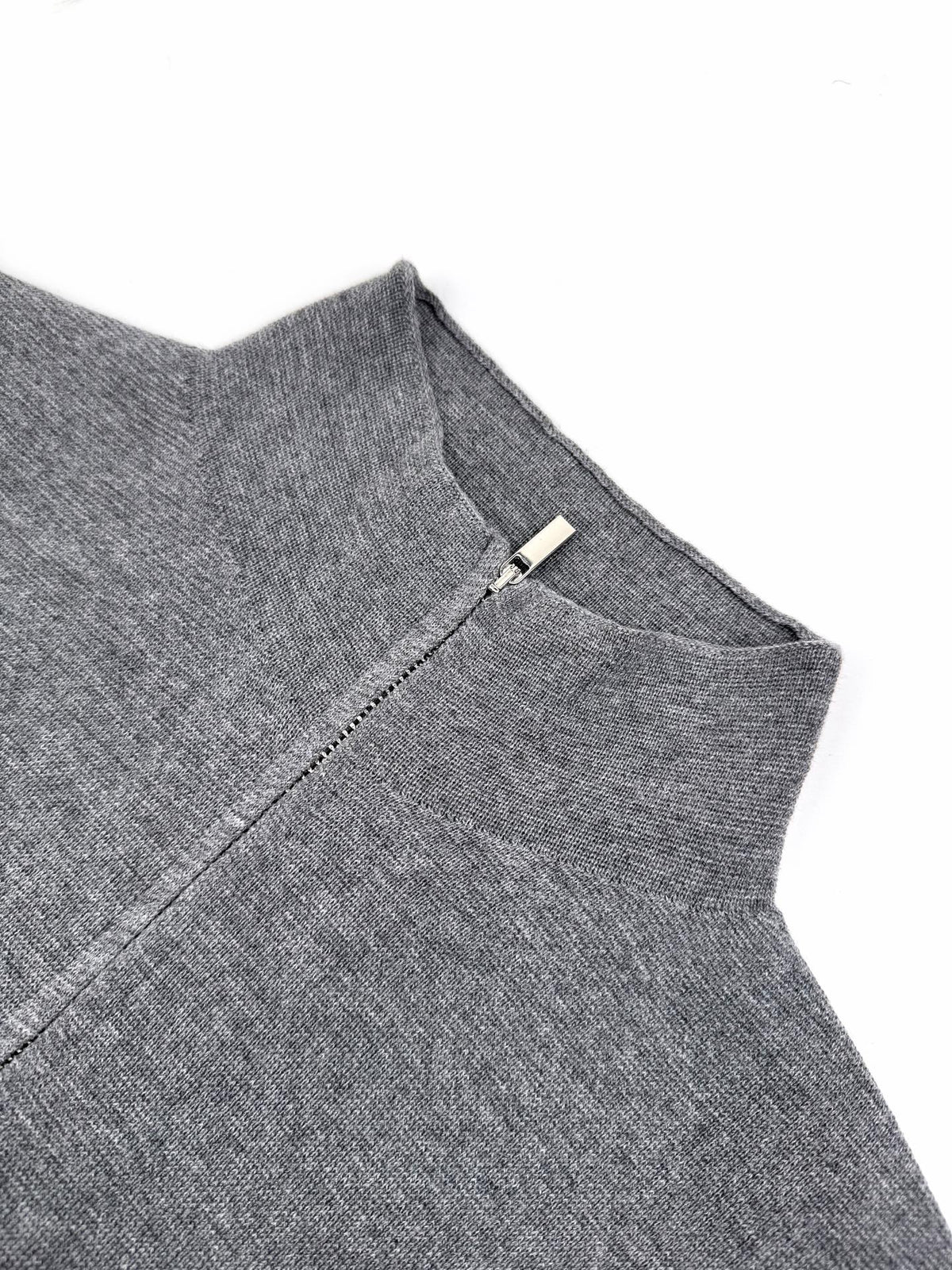 260901 New high-quality machine-woven lustrous wool sweater with fine texture and zipper closure