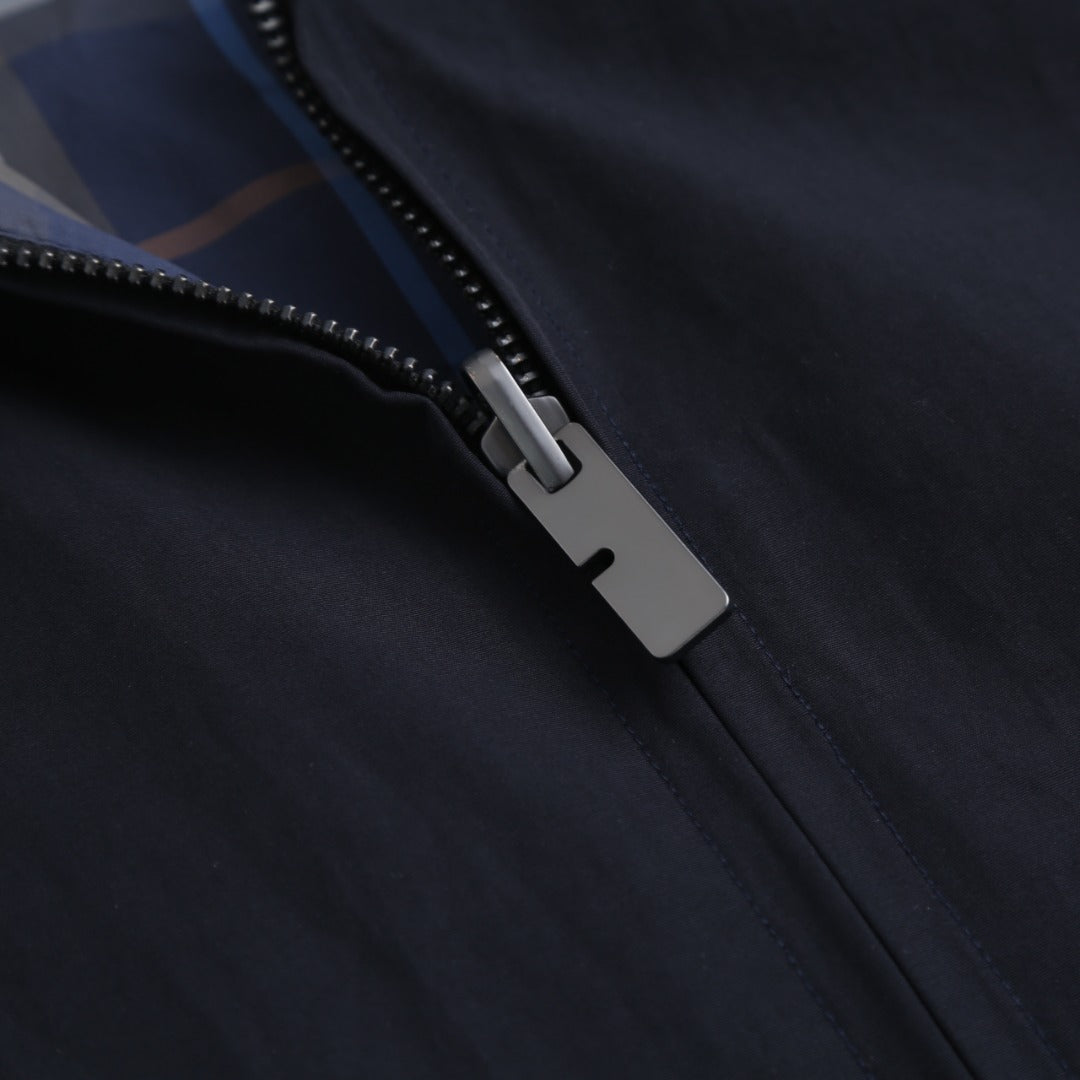 260901 New high-quality custom-made fabric double-sided wearable hooded jacket