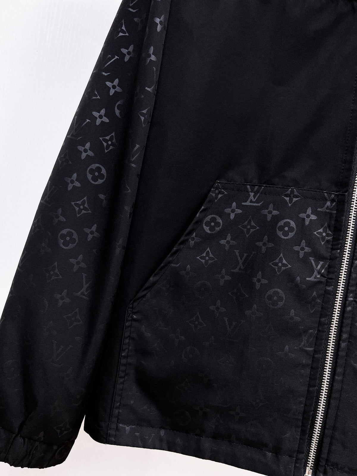 260901 Latest release of top-quality custom-made jacket and trench coat