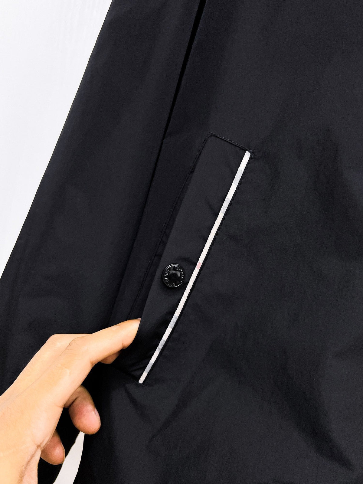 260901 Latest release of top-quality custom-made jacket and trench coat
