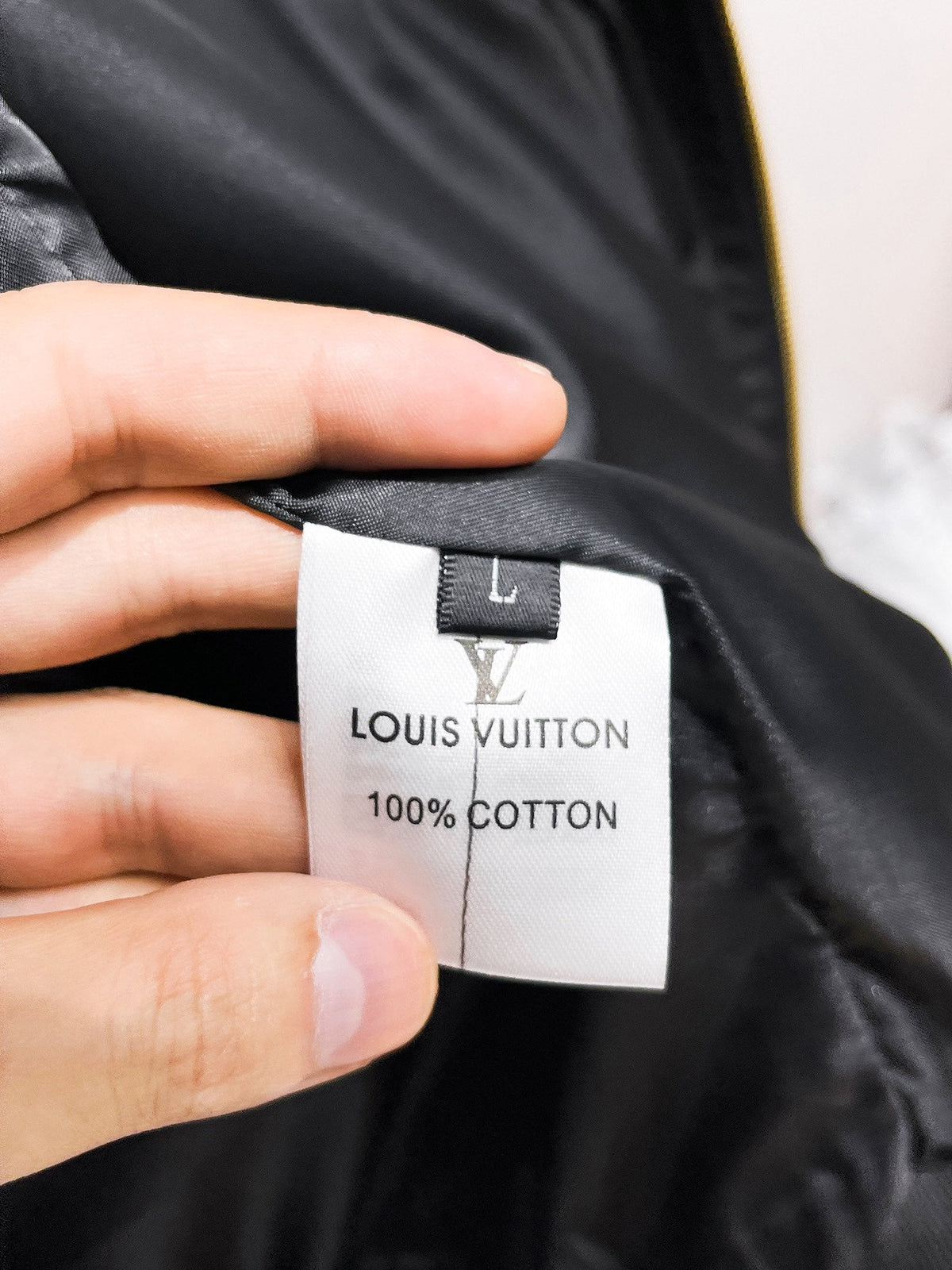 260901 Latest release of top-quality custom-made jacket and trench coat