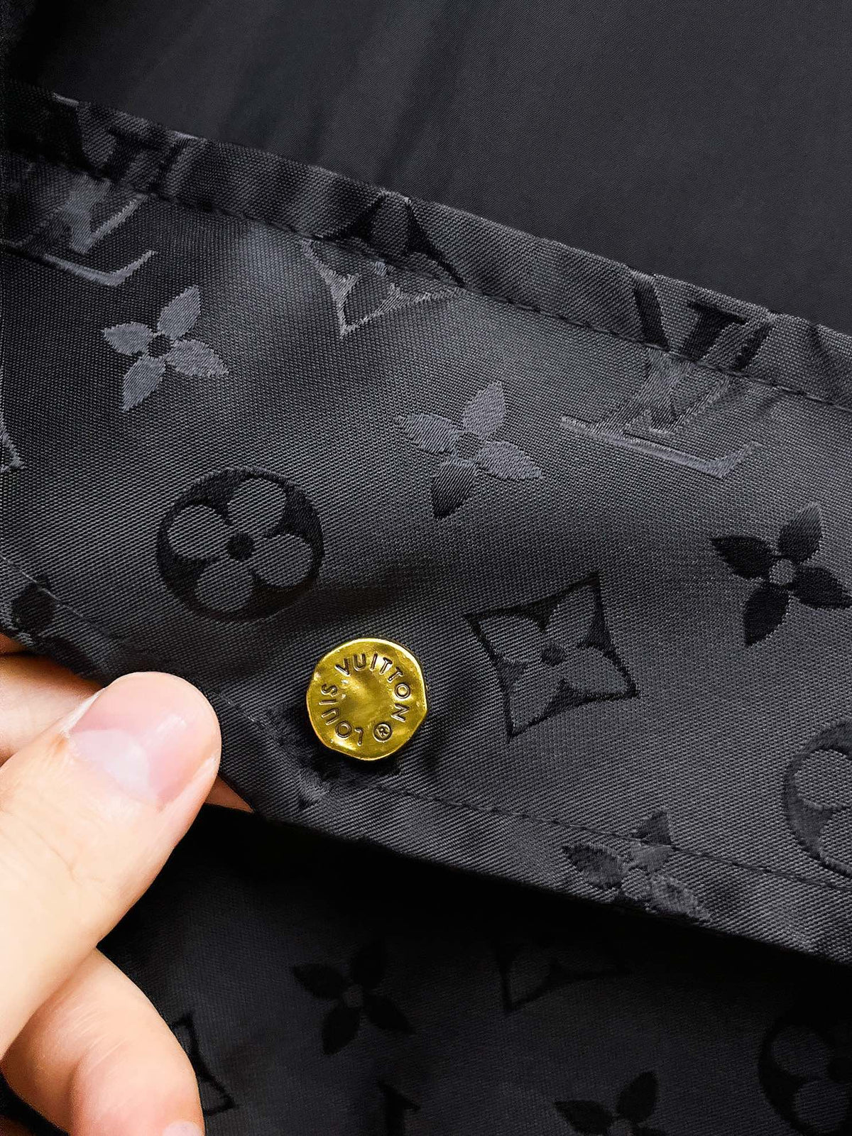 260901 Latest release of top-quality custom-made jacket and trench coat