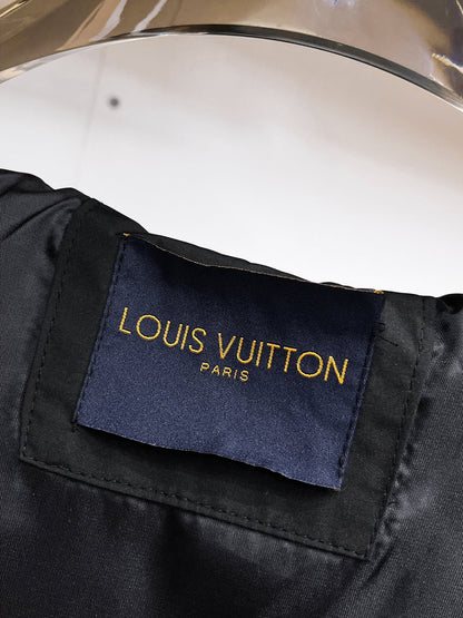 260901 Latest release of top-quality custom-made jacket and trench coat