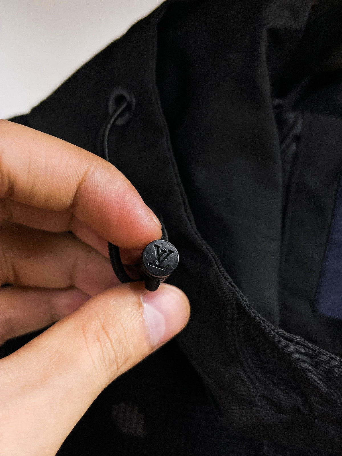 260901 Latest release of top-quality custom-made jacket and trench coat