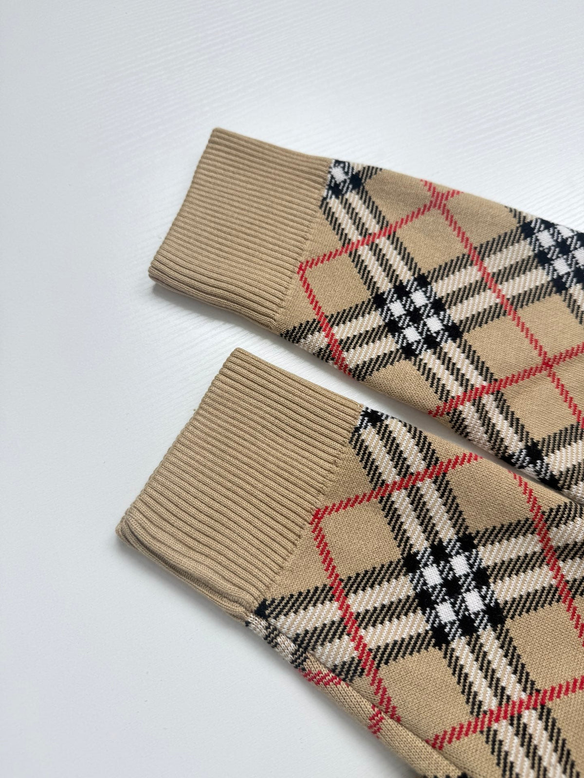 260910 New high-quality checked baseball-style knitted zipper coat with stripes
