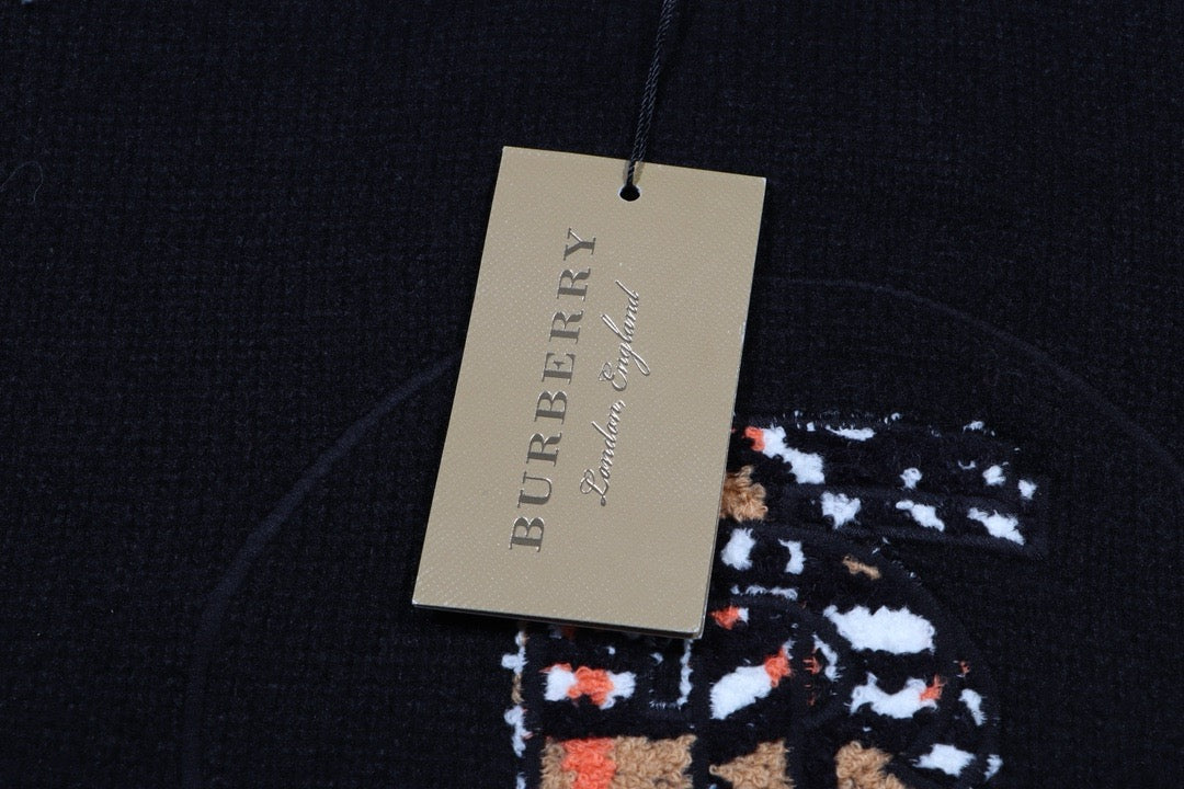 260910 New high-quality sweater with a three-dimensional embroidered large logo pattern on the front panel