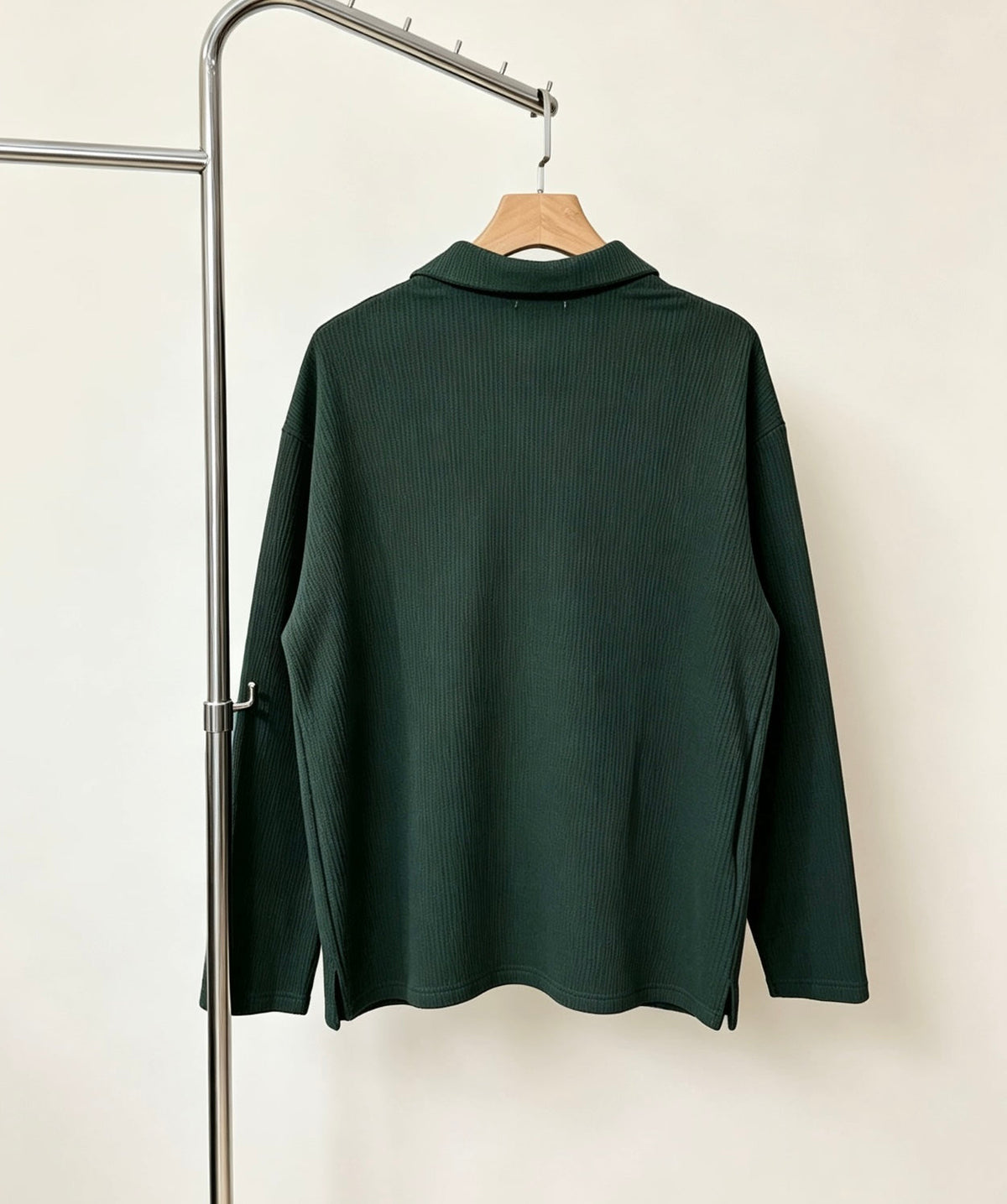 260910 New high-quality long-sleeved polo shirt with a pleated collar and a classic design