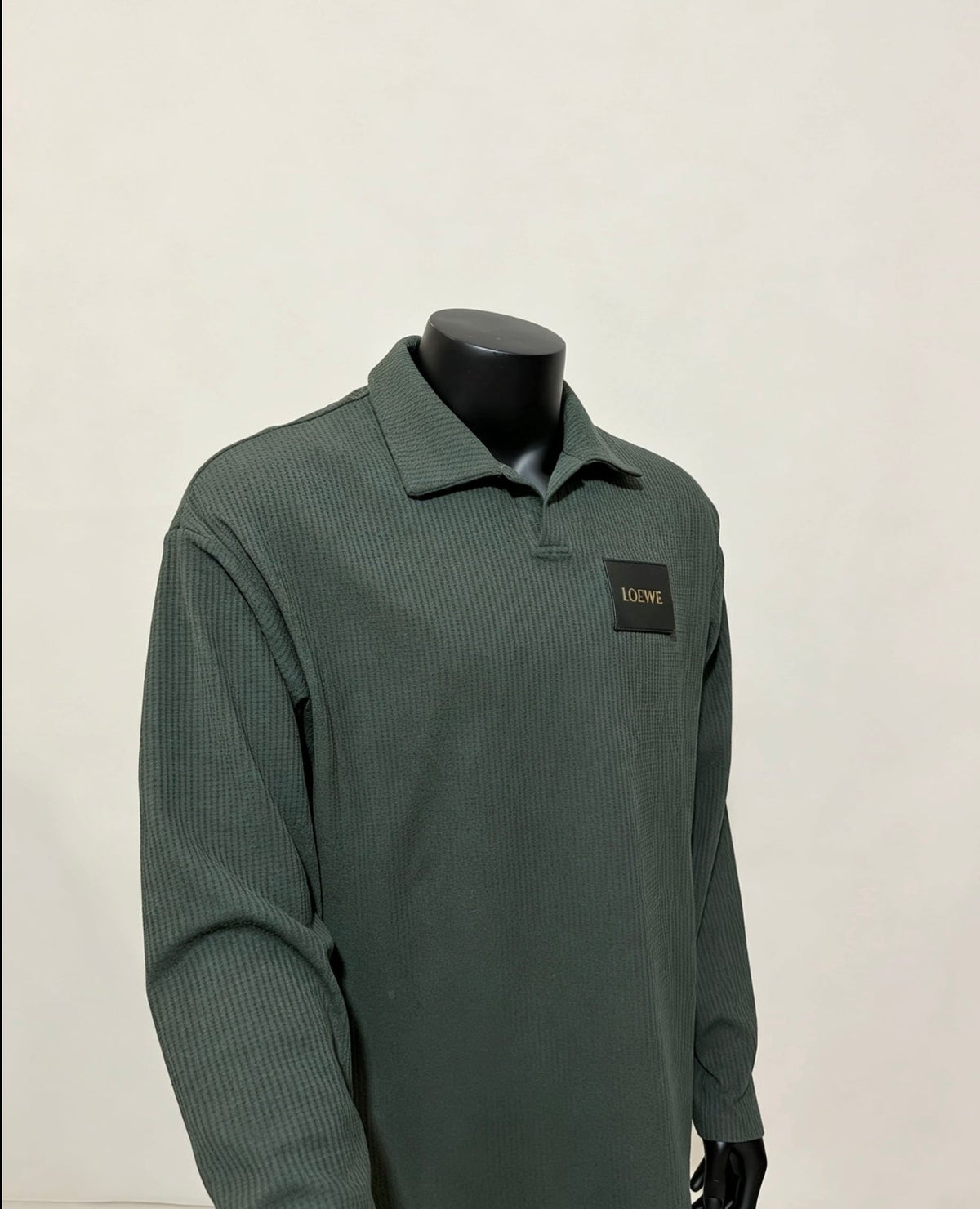 260910 New high-quality long-sleeved polo shirt with a pleated collar and a classic design