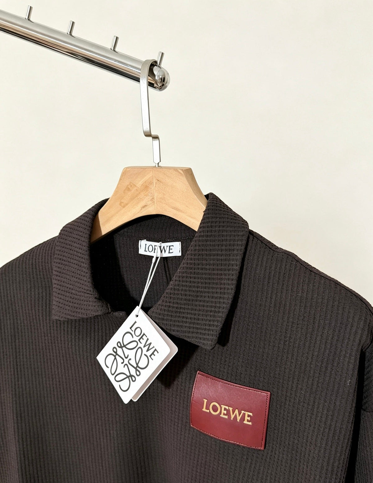260910 New high-quality long-sleeved polo shirt with a pleated collar and a classic design