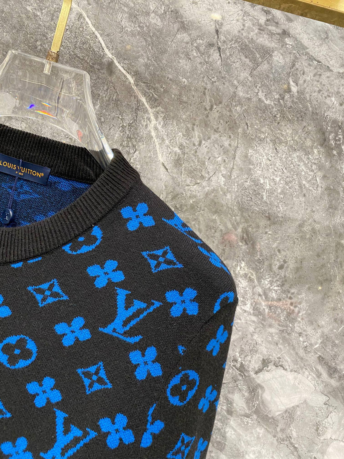 260910 New high-quality, soft and skin-friendly full-print sweater